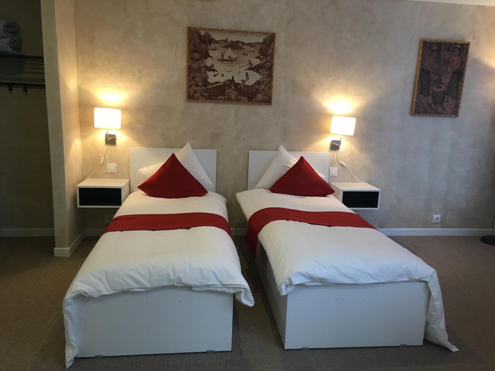 Csiki Hotel ミエルクレア＝チュク エクステリア 写真