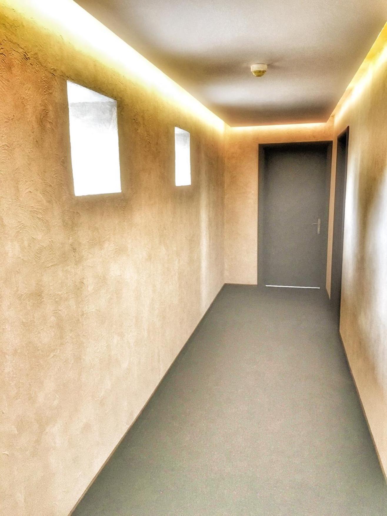 Csiki Hotel ミエルクレア＝チュク エクステリア 写真